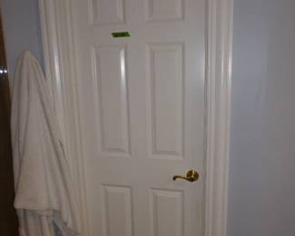 For prices & more info, copy & paste link below:
https://beforeudemo.com/sales-event/kenilworth-kitchen-cabinets-appliances-bathroom-rehab-sale/