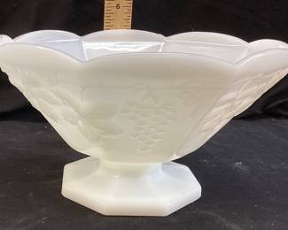 ANCHOR HOCKING MILK GLASS GRAPEVINE PEDESTAL BOWL