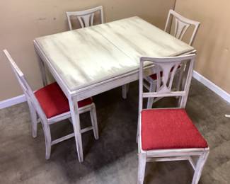 FARMHOUSE KITCHEN TABLE w 4 CHAIRS