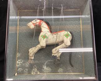 VTG. HAND CRAFTED MARIONETTE WOOD HORSE IN GLASS DISPLAY