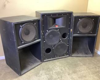 JBL 2300A BI-RADIAL HORN SUBWOOFER & 2 SOUND ENGINEERING SCOOP BASS SPEAKERS