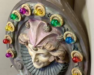 DENTZEL CAROUSEL JESTER SHIELD LIGHTED MOLD, 38’’H