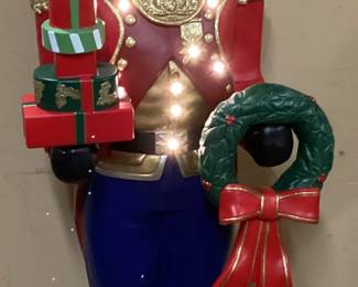 MEMBER’S MARK PRE LIT 6’ GRAND NUTCRACKER #2