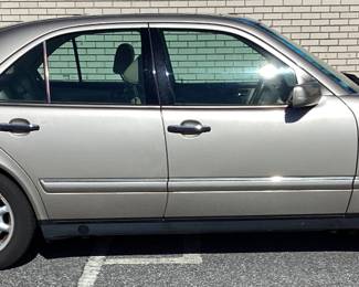 1999 Mercedes-Benz E320 E CLASS 320 1999 MERCEDES-BENZ E 320 4dr SEDAN, LIKE NEW MICHELIN TIRES 90% TREAD, 5 SPEED AUTOMATIC, NEW BATTERY IN 2021, NEW HEADLIGHT COVERS, GOOD RUNNING CONDITION
VIN: WDB2100651A951044
Miles: 316569
Engine: V6
Color: SMOKE SILVER METALLIC