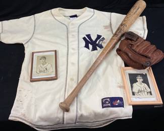 ASSORTED BASEBALL, MAJESTIC NY YANKEES SLAUGHTER #14 MEDIUM JERSEY, LOUISVILLE SLUGGER K55 DAVE WINFIELD SIGNED, SONNETT I4F GLOVE, 1950s WINSTON SALEM CARDINALS JIM NEUFELDT & OTHER PLAYER PICTURES