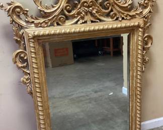 ITALIAN CARVED GOLD GILT MIRROR
