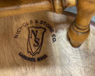NICHOLS & STONE SPINDLE BACK ROCKER