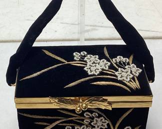 1950s TORII TOKYO BLACK VELVET FLORAL BEADED HANDBAG