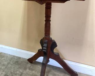ANTIQUE CARVED WOOD CANDLE STAND TRIPOD TABLE