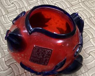ANTIQUE CHINESE GLASS POT