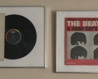 THE BEATLES VINTAGE VINYL ALBUMS "HELP" & "A HARD DAYS NIGHT" GOOD CONDITION
