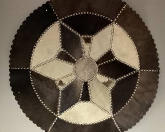 ROUND LEATHER, FUR & SHEEPSKIN AREA RUG, 36"