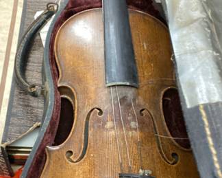 ANTIQUE GERMAN VIOLIN