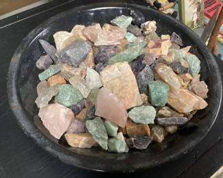 ROUGH CUT SEMI PRECIOUS STONES, AMETHYST, PINK QUARTZ, JADE,