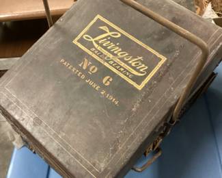 ANTIQUE LIVINGSTON BALL BEARING #6 VACUUM CLEANER