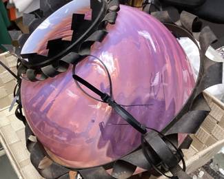 VTG. WROUGHT IRON SWIRL GLASS LAMP SHADE,