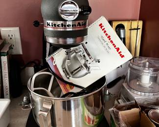 KitchenAid Professional 5 Plus Stand Mixer