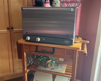 Cadco Convection Oven, barely used