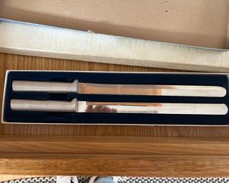 Pair vintage Rada Bread Knives in original box 