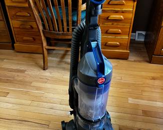 Hoover WindTunnel Vacuum 