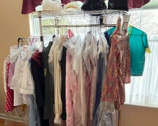 Costumes and Dance 