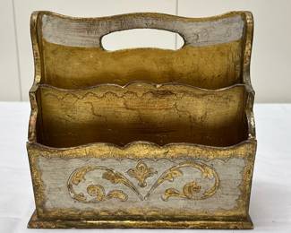(1pc) Gold Painted Letter Holder | h. 8 x w. 8.5 in