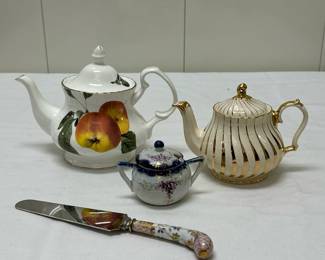 (4pc) Misc. Teapots | 
