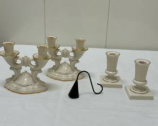 (5pc) Lenox Candlestick Holders & Snuffer | Double candle: h. 6 in. x w. 6 in.
Single candle: h. 4.5 in. x w. 2.5 in.
