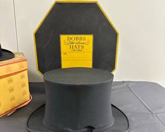 (2pc) Men's Top Hats | Vintage top hats with boxes.

