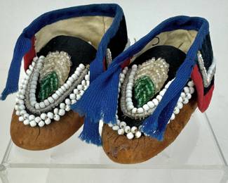 #43 • Early 1900s Iroquois Style Native American Child’s Moccasins
