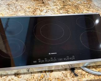 #218 • Bosch 36" Induction Cooktop /Range
