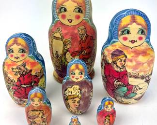 #47 • 7 PC Signed Russian Matryoshka Nesting Dolls
