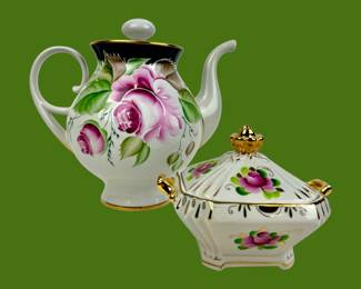 #172 • Vintage Russian Gzhel Porcelain Large Teapot and Sugar Bowl
