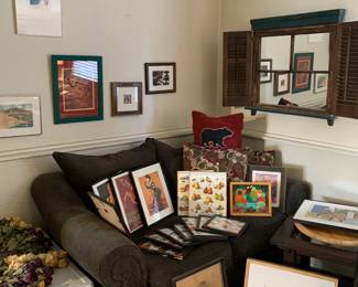 Lots of artwork options