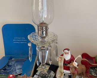 1 of 2 crystal lamps w/prisms