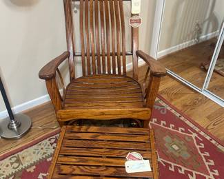 Custom made Amish Oak glider rocker