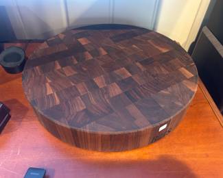Large heavy, John Boosblock maple 18" chopping block