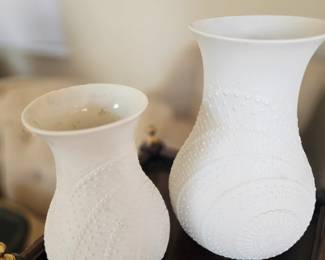 "Kaiser" vases with beautiful design