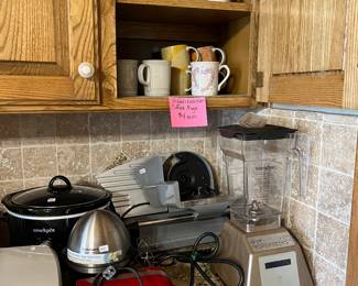 Juicer, mixer, crockpot, meat, slicer