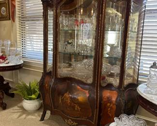 Fantastic French Louis XV style gilt bronze Vernes Martin
Vitrine cabinet