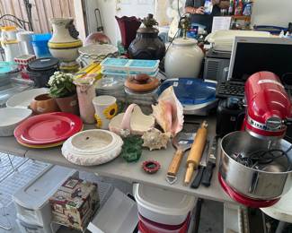 Kitchen Aid Mixer, Misc kitchen items