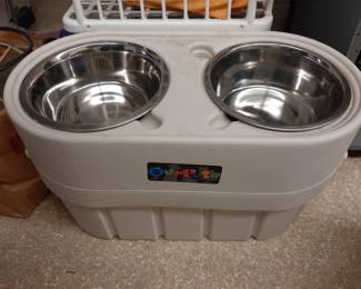 Elevated Large Dog Feeder with storage for food inside 