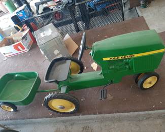 John Deere  70's