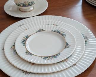 Lenox Rutledge service for 12