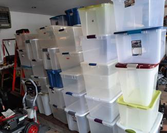 This sale is "tote-a-ly" cool!!!!