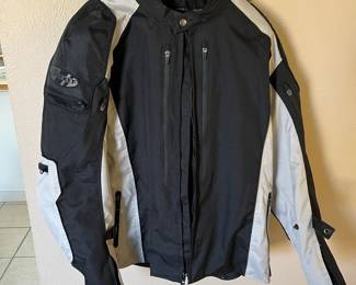 Size 2x. Worn 1 time