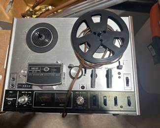$200. VINTAGE-Akai 4000-DS MK II-REEL TO REEL-TAPE DECK RECORDER-UNTESTED. 