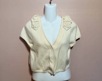 Anthropologie sweater - Short sleeve ivory shrug with padded decoration, snap front