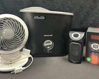 CT447For The Home Or Office WOOZOO Fan, Wunder Warmer Infrared Heater, Honeywell Humidifier