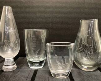 CT467VVintage Etched glass vases
